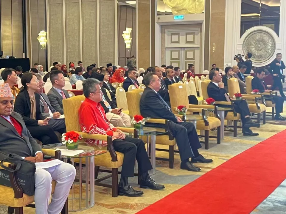 亚数行应邀出席2024丝绸之路与亚洲文明论坛